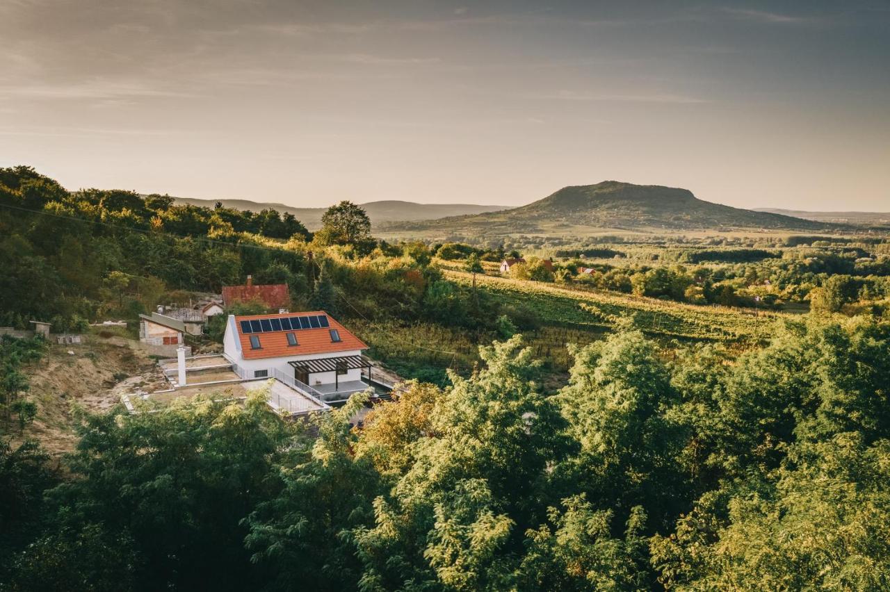 Fata Birtok Hotel Nemesgulács Buitenkant foto